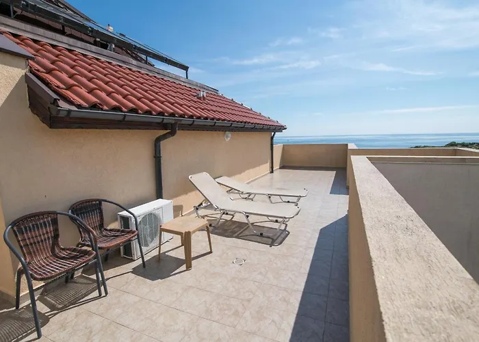 тропикана Primorszko