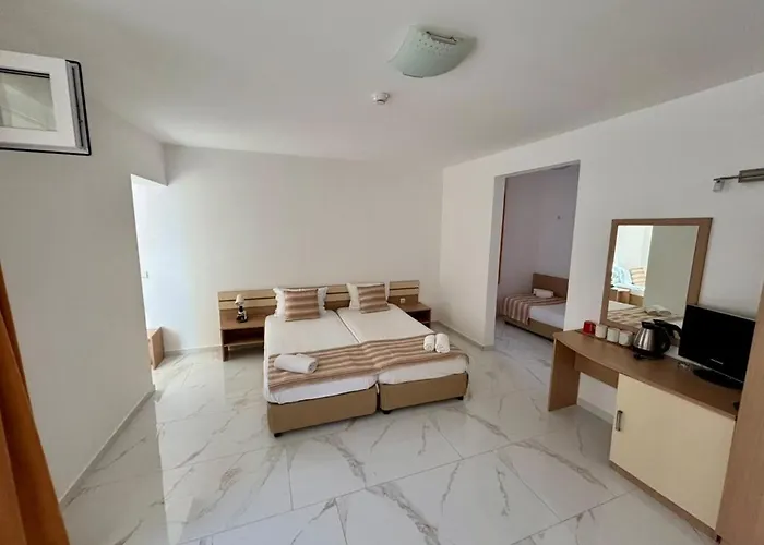 тропикана Szálloda Primorszko