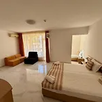 Hotel тропикана