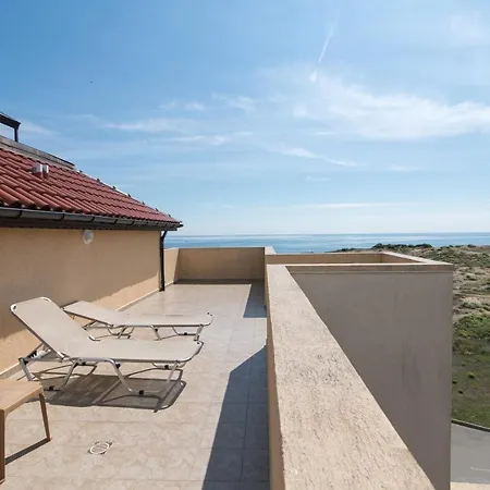 فندق тропикана بريمورسكو