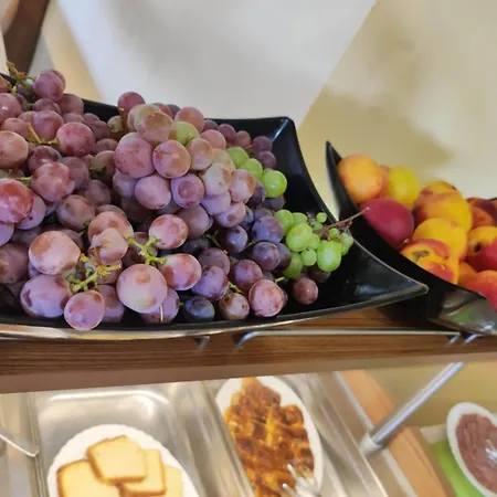 тропикана Ξενοδοχείο 2*