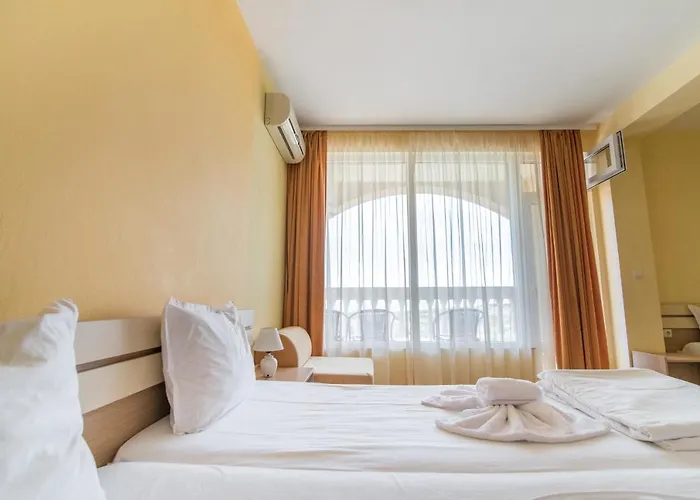 тропикана Ξενοδοχείο 2*