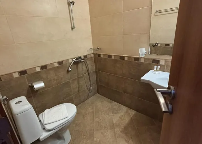 тропикана 2* Πριμόρσκο