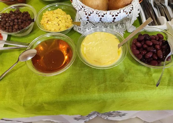 тропикана 2* Πριμόρσκο